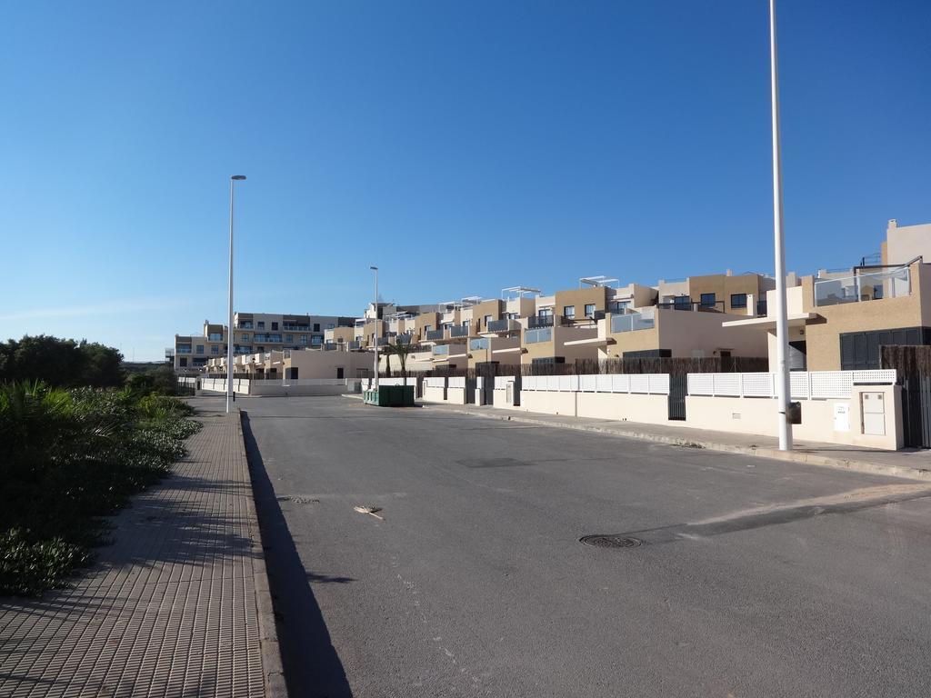 Residencial Sabrina Penthouse Διαμέρισμα Οριουέλα Εξωτερικό φωτογραφία