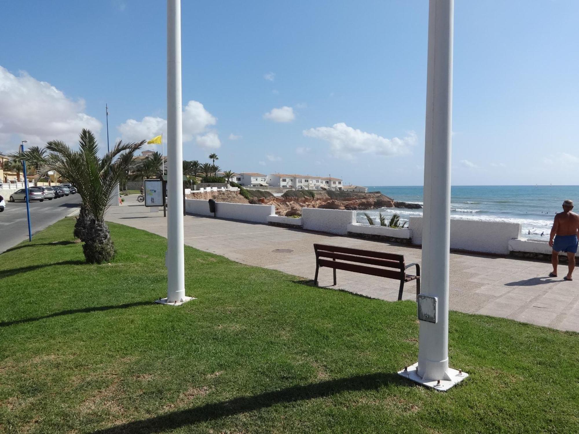 Residencial Sabrina Penthouse Διαμέρισμα Οριουέλα Εξωτερικό φωτογραφία