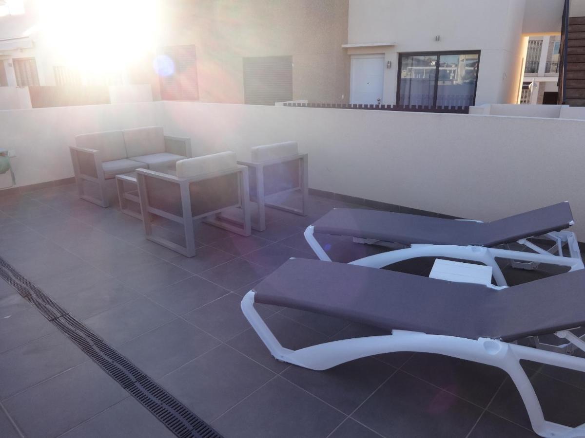 Residencial Sabrina Penthouse Διαμέρισμα Οριουέλα Εξωτερικό φωτογραφία